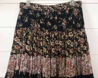Vintage floral mini skirt