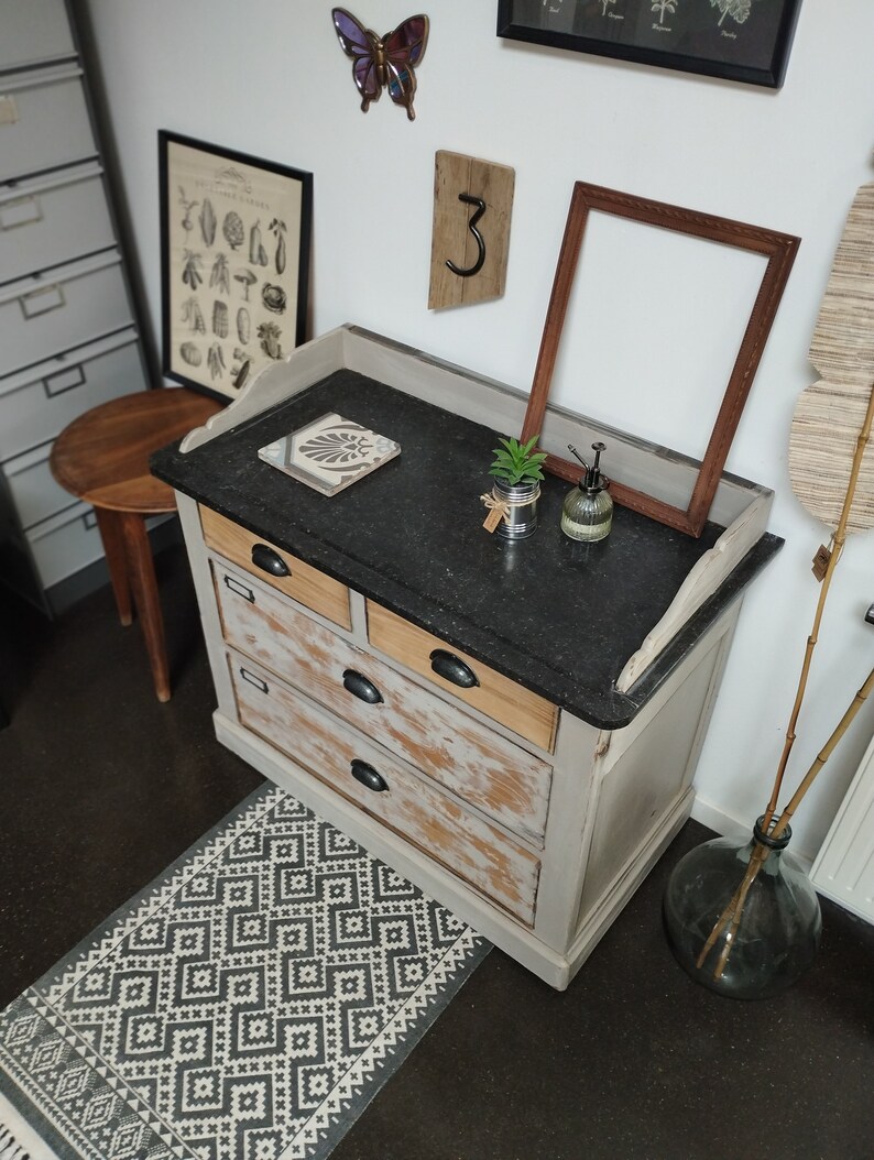 Commode Vintage image 3