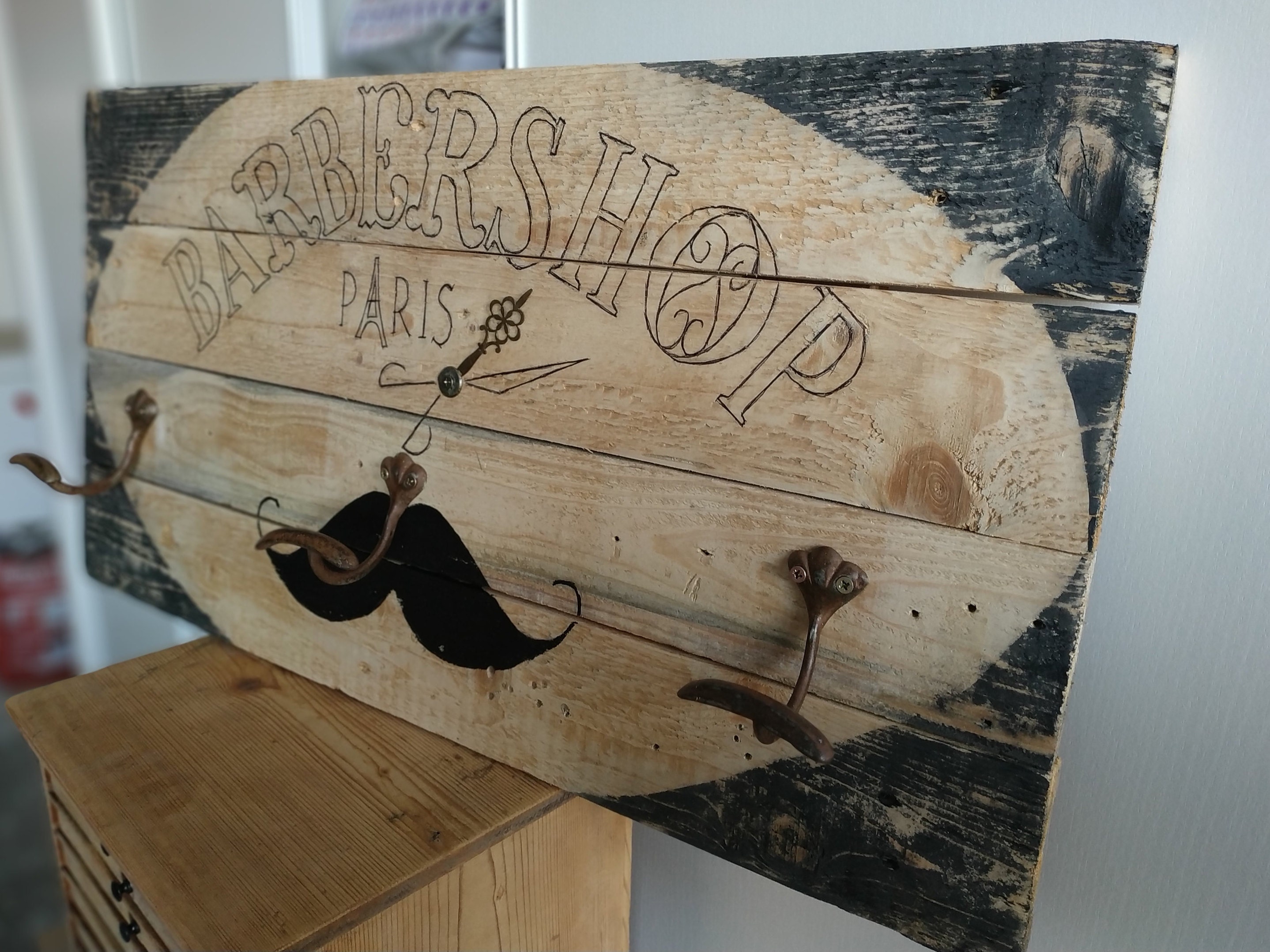 Porte Manteau Style Barbershop