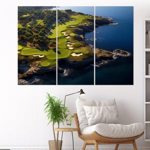 Impressão em tela de campo de golfe à beira-mar, arte de parede de golfe, decoração de resort de golfe, presente para jogador de golfe, decoração de parede de clube de golfe, emoldurada e pronta para pendurar imagem 3