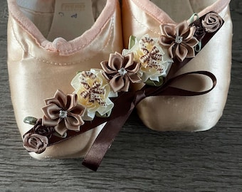 Candy Cane Ballet Bunwrap: Nutcracker Gift for Dancer