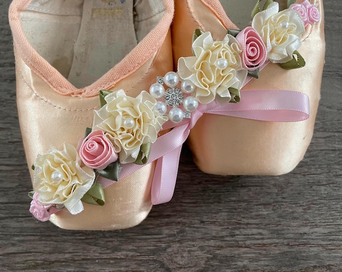 Ivory and Pink Jewel BunWrap: Pink Pearl ballet wrap