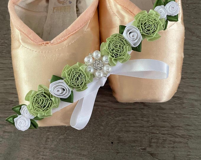 Sage Green and White Floral BunWrap: Pastel Green Ballet Hairpiece