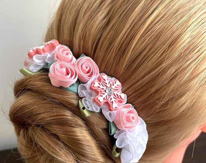 Snowflake Ballet BunWreath: Snow Flake holiday BunWrap