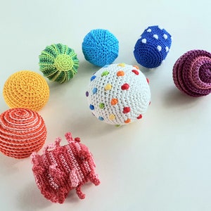 Montessori sensory balls / Crochet rattle balls organic baby toys / Montessori toddler activity toy image 9