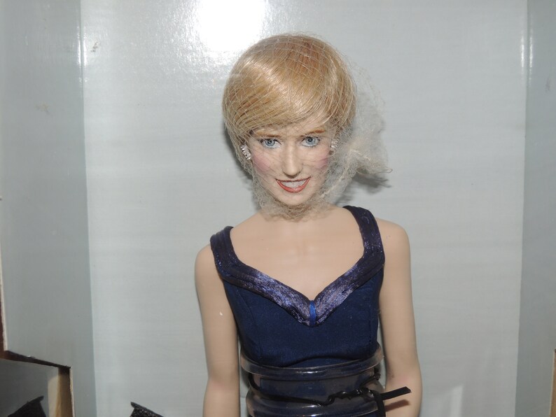 the franklin mint diana the people's princess portrait doll