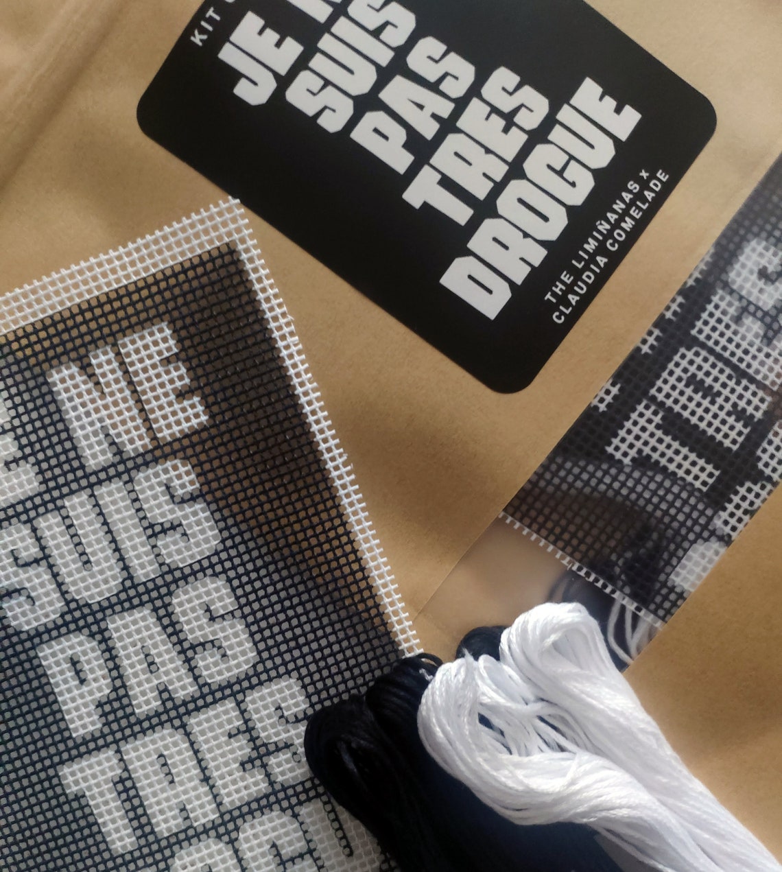 Liminanas Je Ne Suis Pas Très Drogue Kit Canevas Je ne suis pas très drogue Conçu par Claudia | Etsy