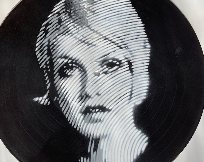 Twiggy 2 – Stencil on Vinyl- Artwork Foulques de Boixo ( the dancer)