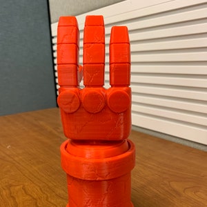 Hellboy - Right Hand of Doom Desk Prop