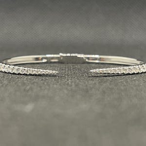 14k solid white gold and diamond bangle bracelet with 1.01 ct. SI1 clarity, G color natural brilliant diamonds