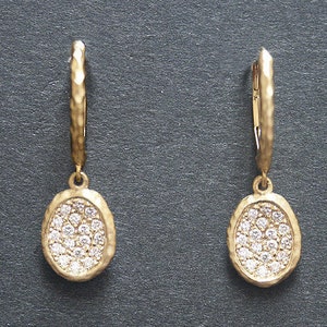 14k solid yellow gold hammered earrings with 0.36 ct. SI1 clarity, G color natural brilliant diamonds.