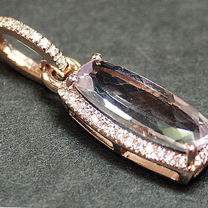 14k massiver Rosegold Anhänger mit 0.26ct. SI1, Farbe G mit natürlichen Brillanten & 2,70ct. AAA natürlicher rosa Amethyst, inklusive einer 14k Kette.