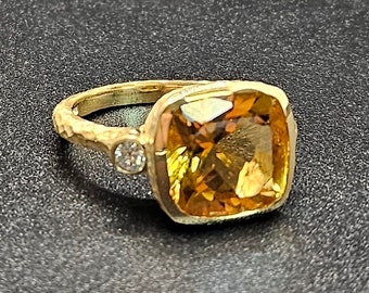 14k solid yellow gold hammered ring with 0.17 ct. SI1 clarity, G color natural brilliant diamonds & 5.80 ct. 11x11 mm AAA natural citrine.