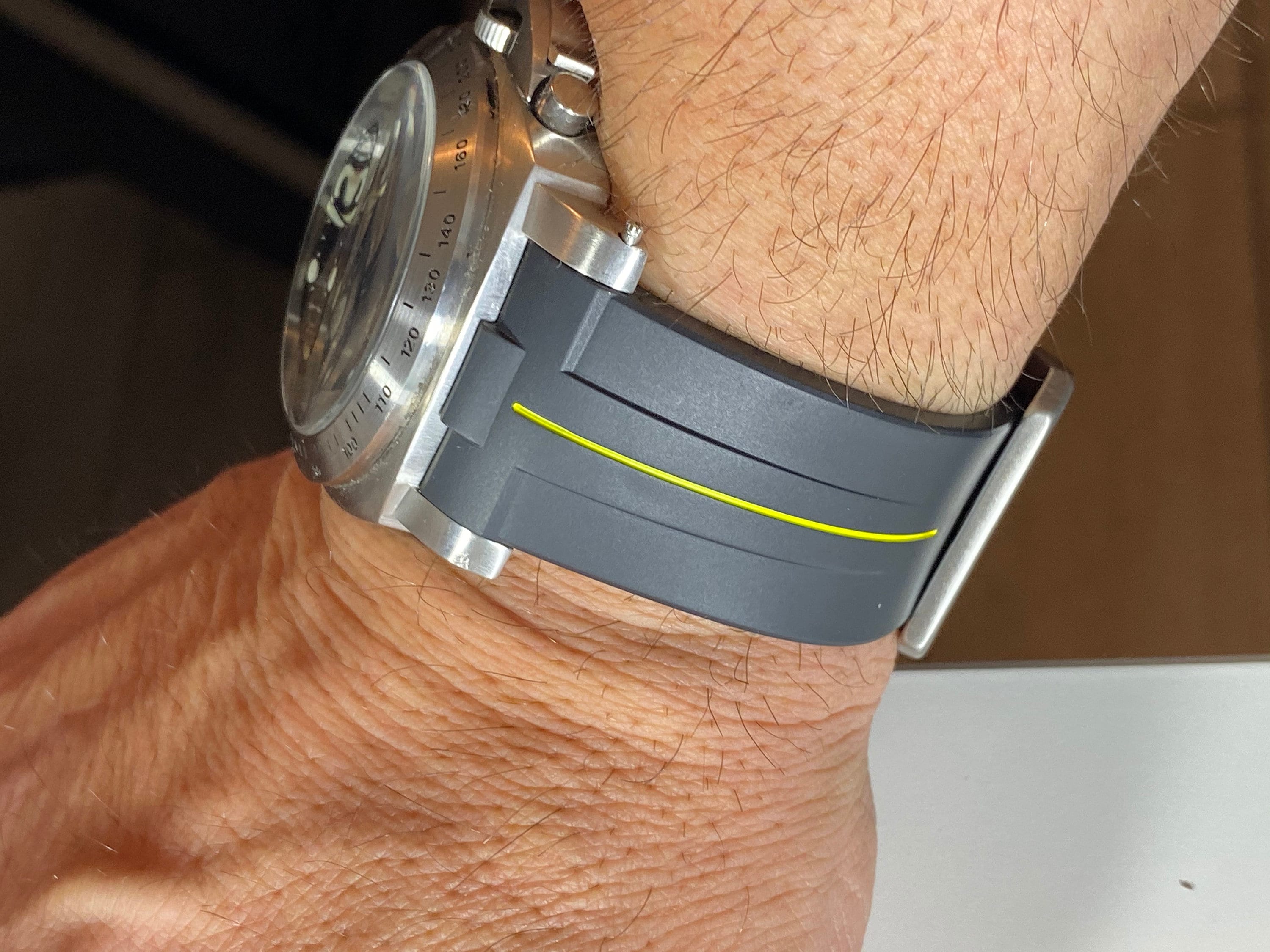 Perfect Fit BLACK W Yellow Stripe Panerai 44mm Luminor Case 24mm