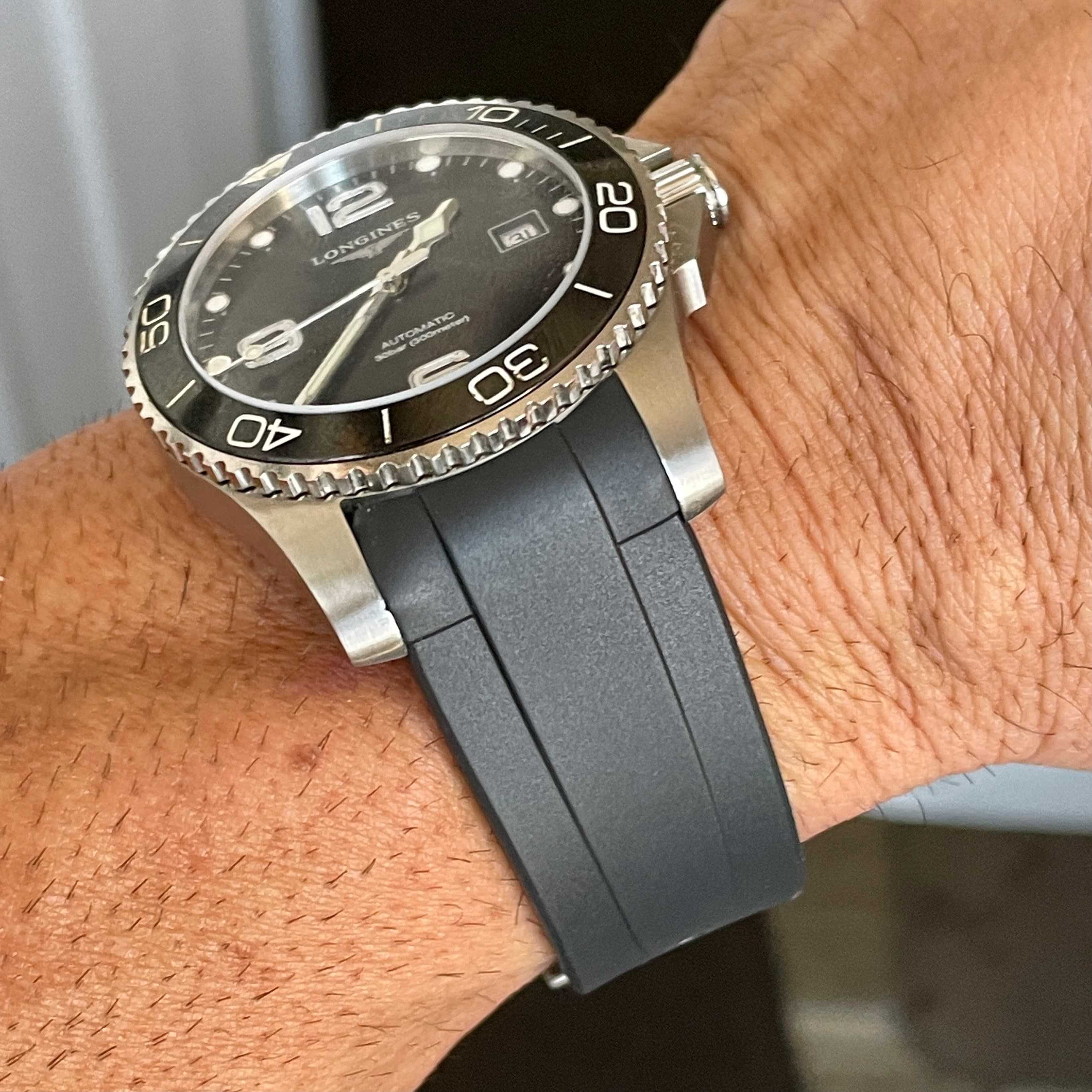 21mm BLACK Vulcanized Rubber Strap Fits 