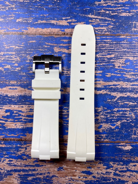 Panerai white rubber strap discount