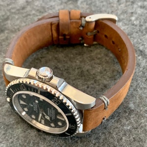 DARK BROWN Crazy Horse Leather Vintage Watch strap GRAY stitch image 8