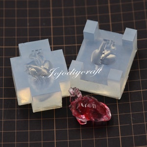 Miniature Heart Silicone Mold-Anatomical Heart Resin Mold-Heart Necklace Pendant Mold-Polymer Clay Earrings Mold-Epoxy Resin Art Mold