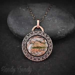 Unakite pendant, Copper endless wire wrapped necklace, Unique handmade Birthday Gift for Her Mom Sister Friend grandma, Artisan jewelry