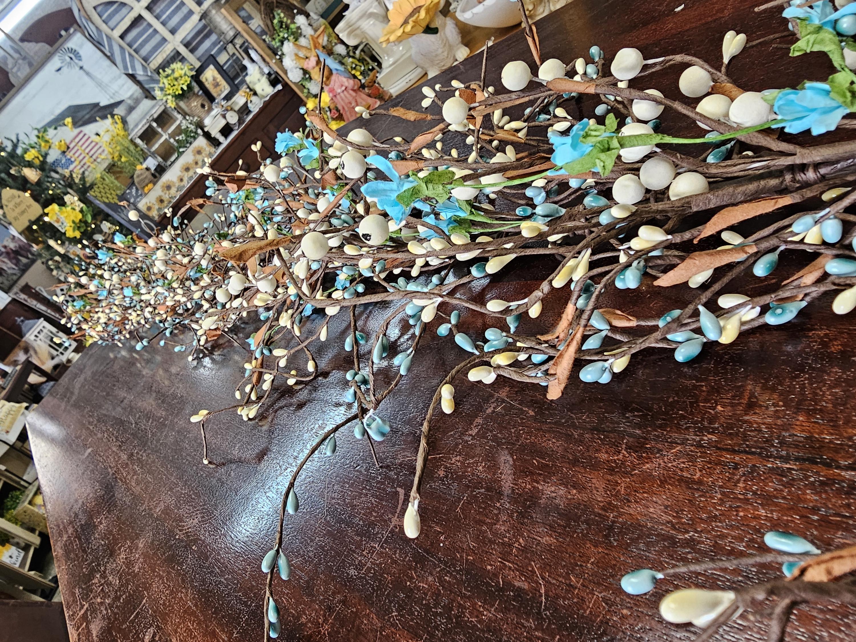 Rustic Spring Garlands Western Style Full Vibrant Pipberry Garland, Primitive Pipberrys ...