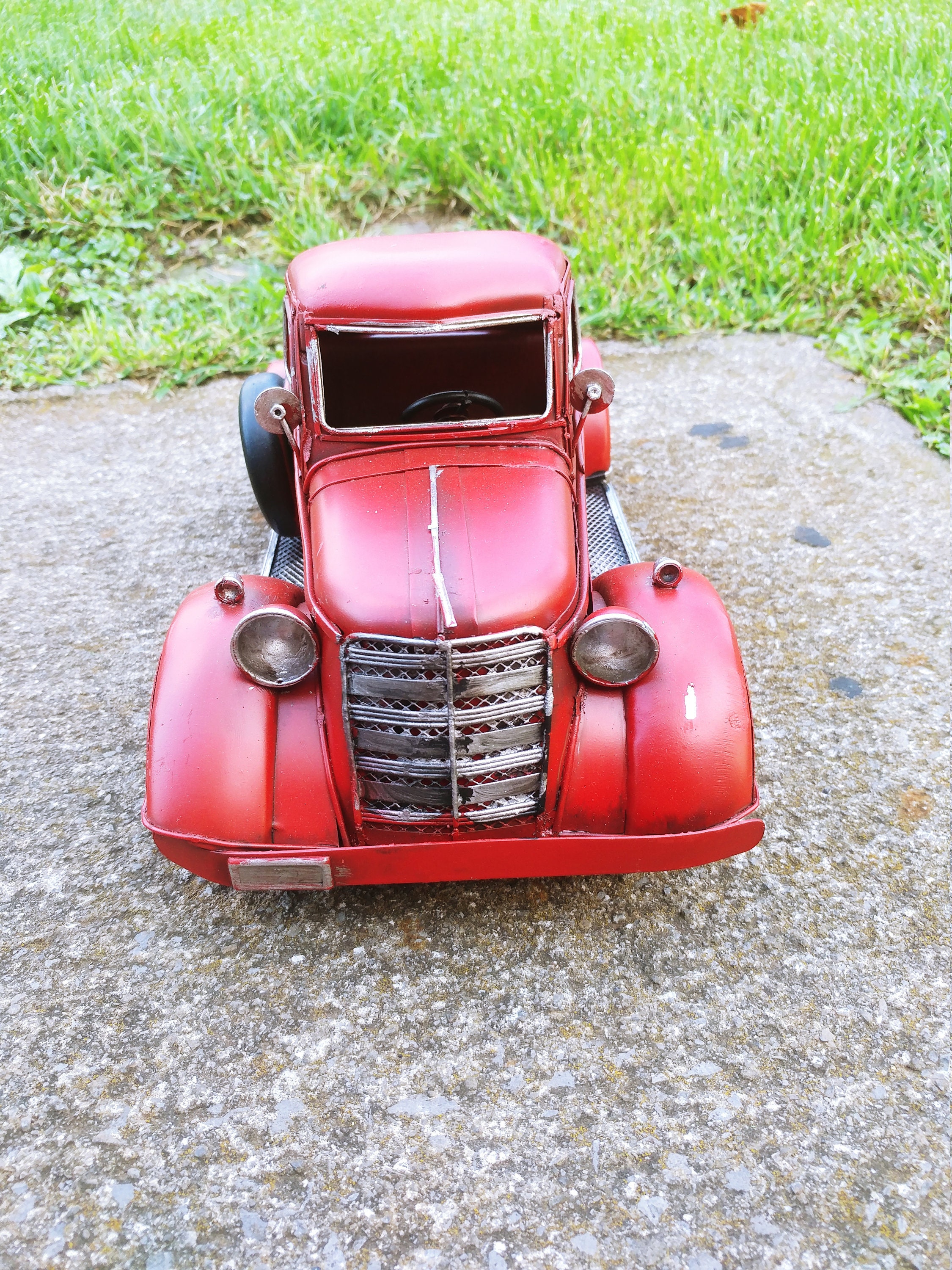 farmhouse-red-truck-vintage-metal-christmas-truck-red-etsy