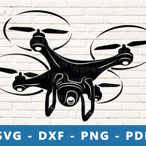 Può includere: Silhouette nera di un drone con quattro eliche. Il drone ha una telecamera nella parte inferiore.