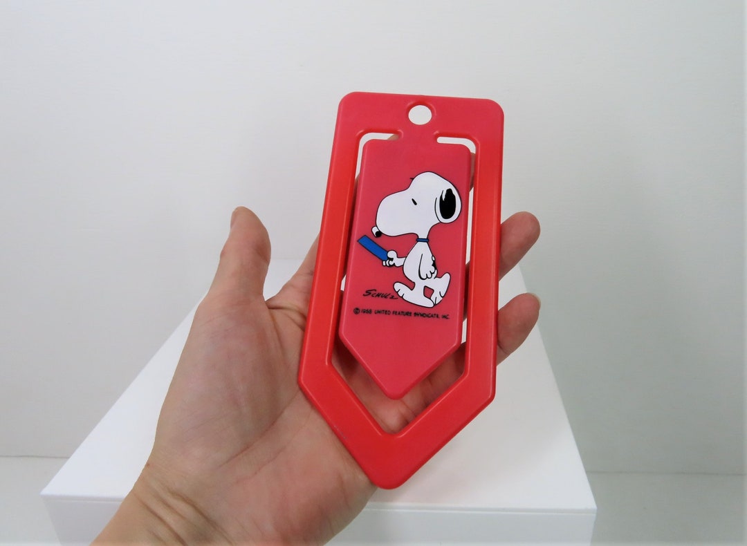 A Vintage 1980s Snoopy Oversized Red Plastic Paperclip. Etsy UK