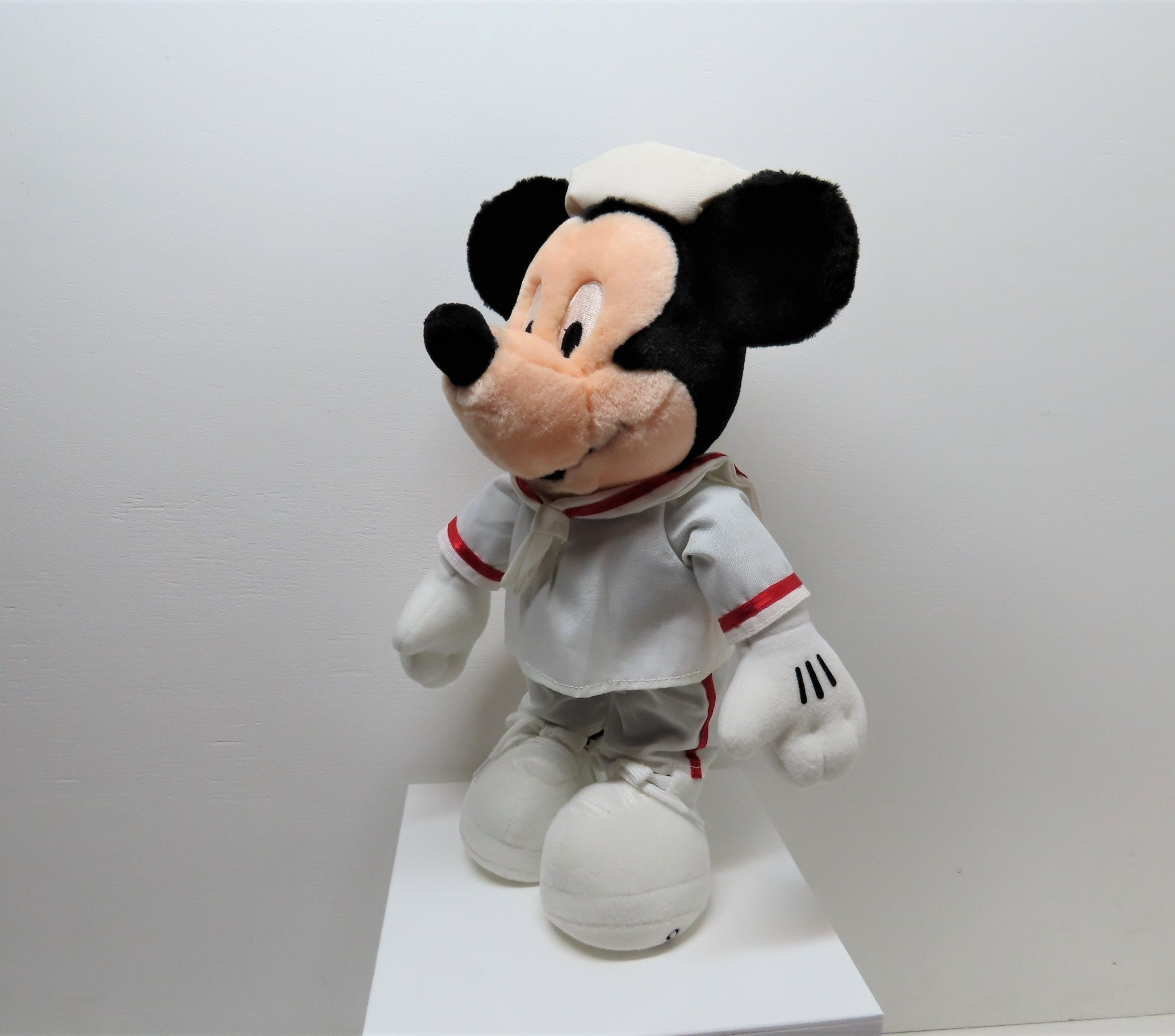 1980 年代 - 90 年代のヴィンテージ ミッキー マウス 船乗りぬいぐるみ