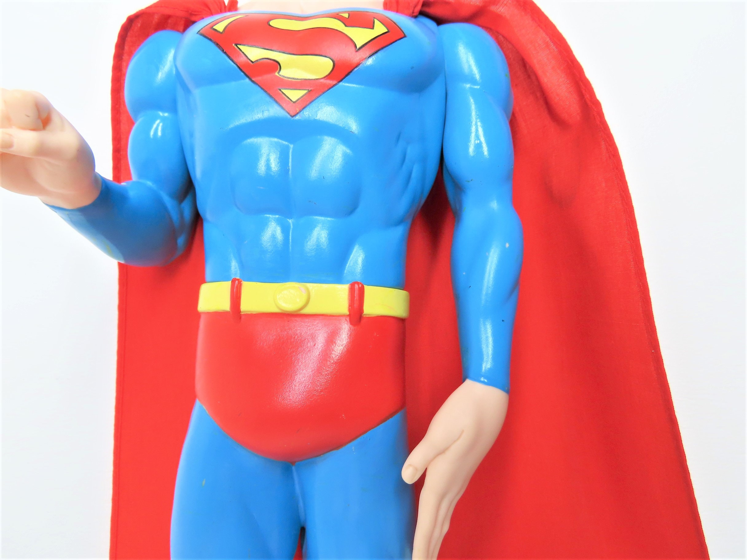 1988 年製ヴィンテージ DC コミックス スーパーマン フィギュア。高さ