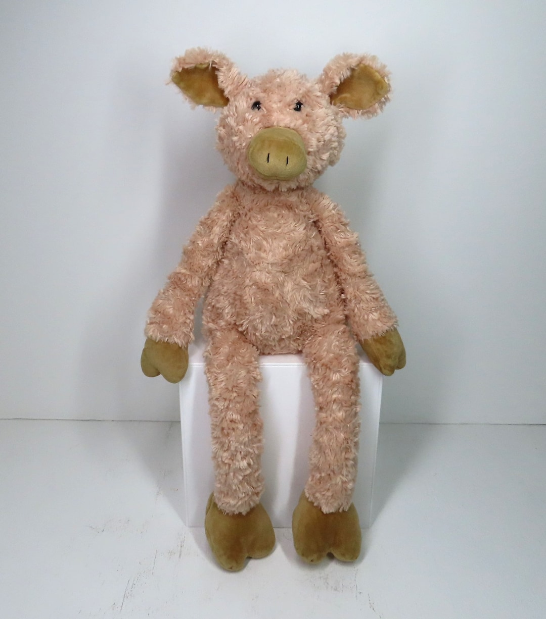 Cozys Pig 10 in Cozys Pig 10 in