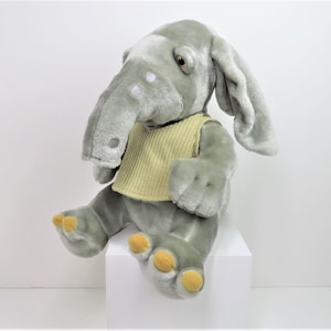 RARE... Disney Captain EO, Hooter elephant character plush, Disney Parks, Disneyland plush.  Michael Jackson Captain EO.