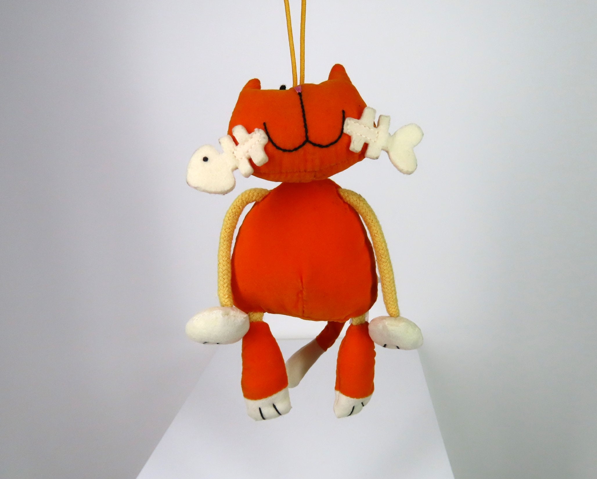 1999 年製ヴィンテージの Jellycat Dingly Dangly Ginger Tommy 猫用