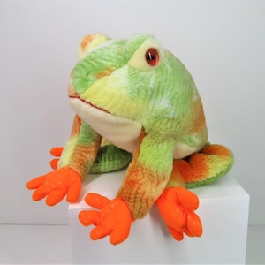 A vintage 2000 Ty Beanie Buddies Prince the frog soft toy plush.