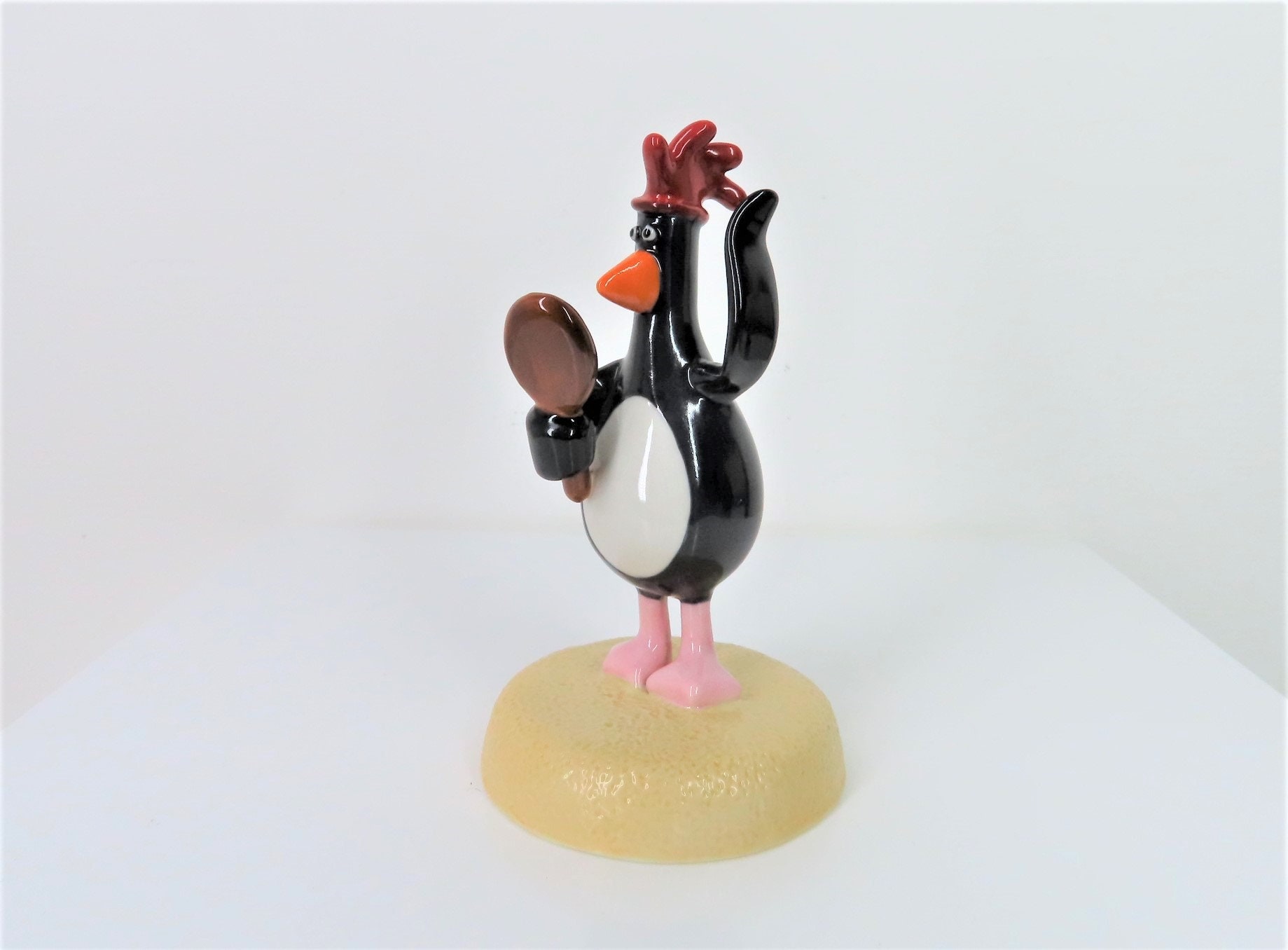 A Vintage 2003 Feathers Mcgraw Coalport Figurine Mint Condition With Box. 