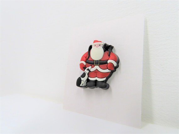 A Raymond Briggs Father Christmas pin.  Secret Santa gifts, stocking filler, vintage gifts, little gifts, small gifts. View 3
