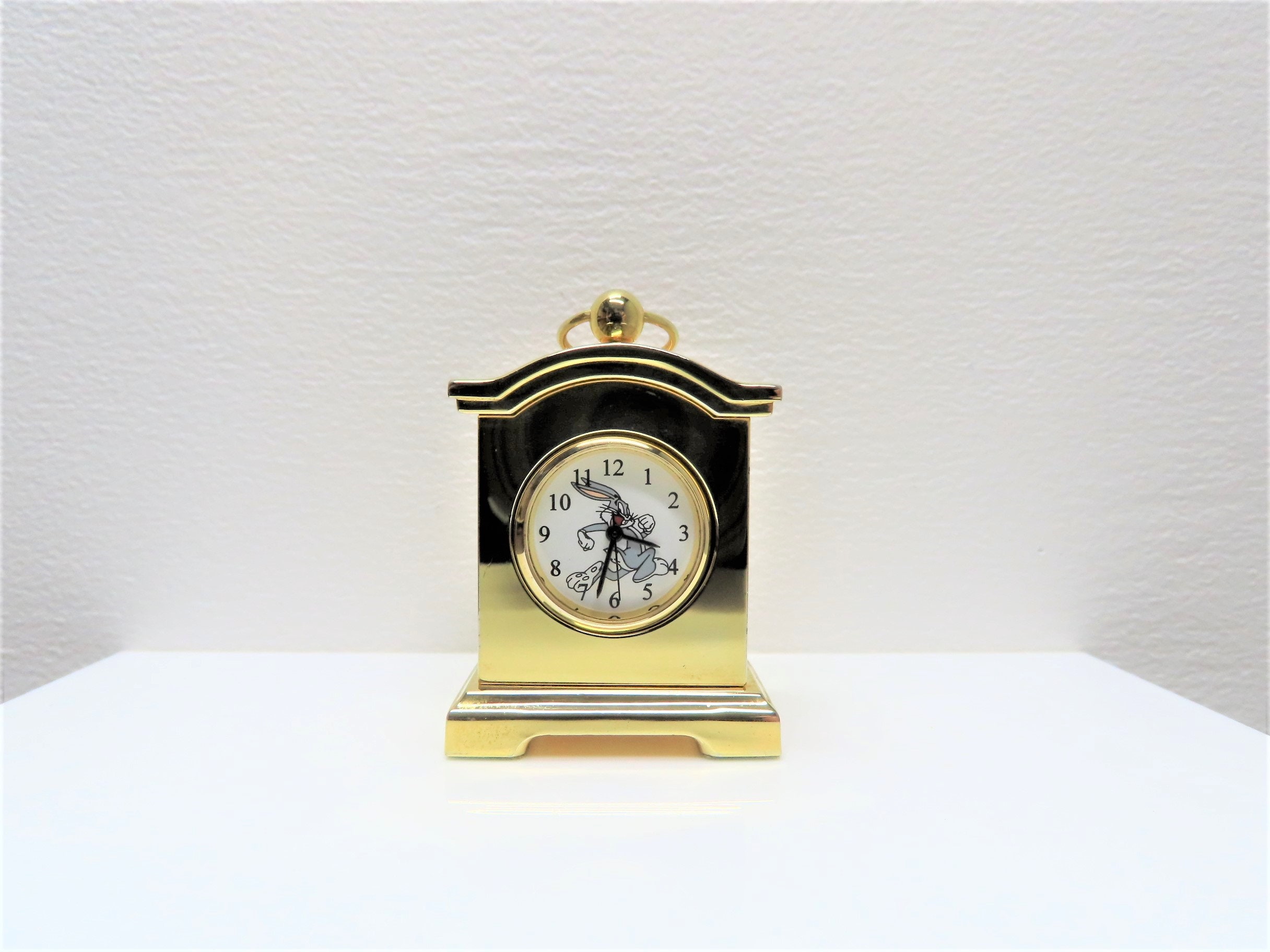 A vintage 1997 Bugs Bunny miniature clock, fully working....gorgeous little gem!!