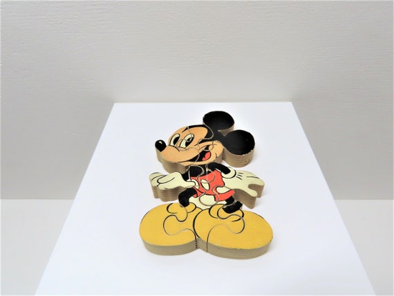 Un petit puzzle en bois de Mickey Mouse des années 1980 -  France