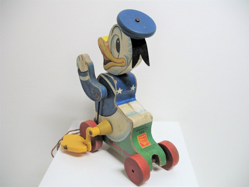 fisher price donald duck pull toy