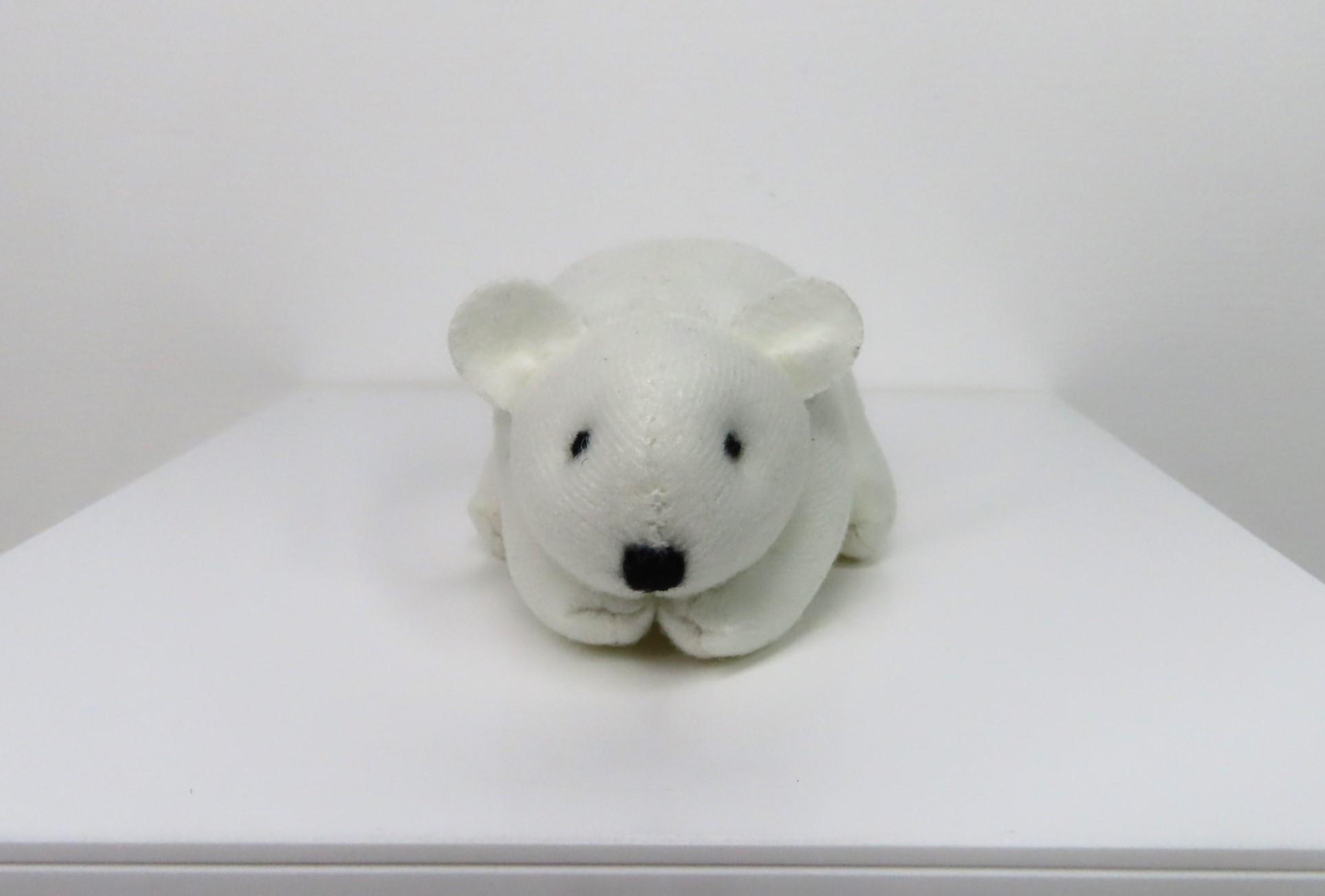 1994 年製のビンテージの小さなシロクマのぬいぐるみマクドナルド