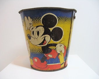 Collectable Happynak Mickey Mouse litho bucket.