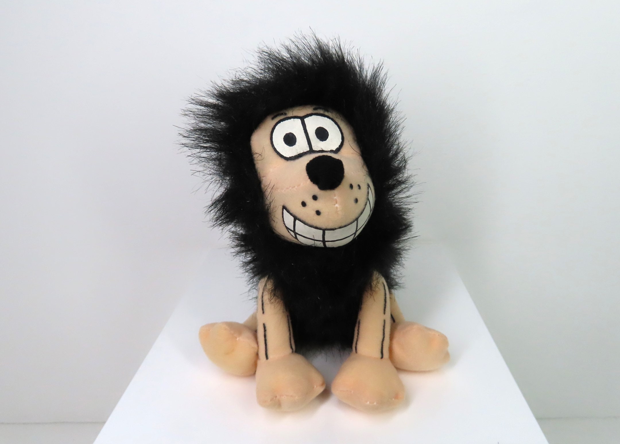 A vintage 1996 Gnasher dog soft toy plush Denis The Menace