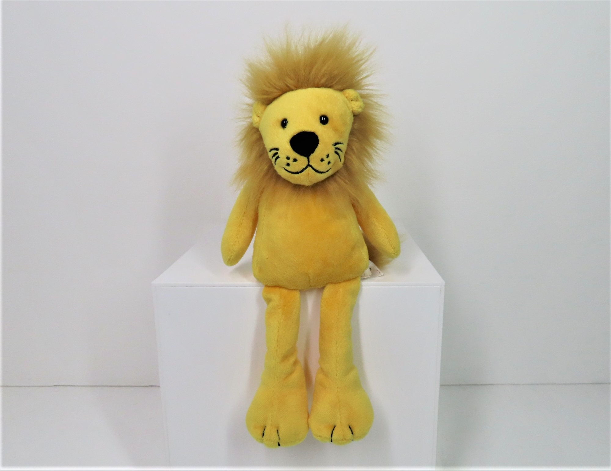A Jellycat Small Lion Soft Toy Named 'jelly Canada