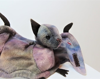 A vintage 1996 TY Beanie Babies Batty the tie dye bat, mint with tag.