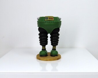 Vintage 1990s Wrong Trousers Resin Figurine (8.3cm)