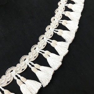 ISABELLE White 3 1/2&quot; Tassel Fringe Trim / White / Drapery, Upholstery, Pillows, Home Decor / By The Yard
