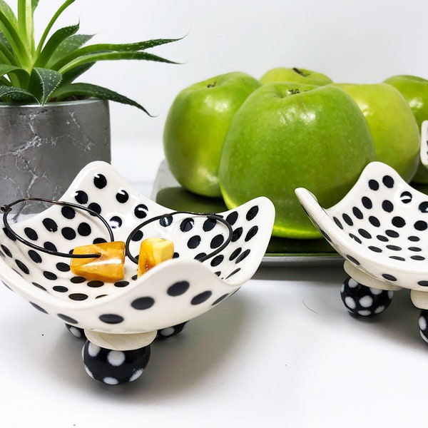 Mini Bowl, Trinket Dish, Jewelry Holder, Small Ceramic Dish, Ceramic Bowl, Dish With Feet, Ring Keeper, Small Dish, Hand Made, Organizer