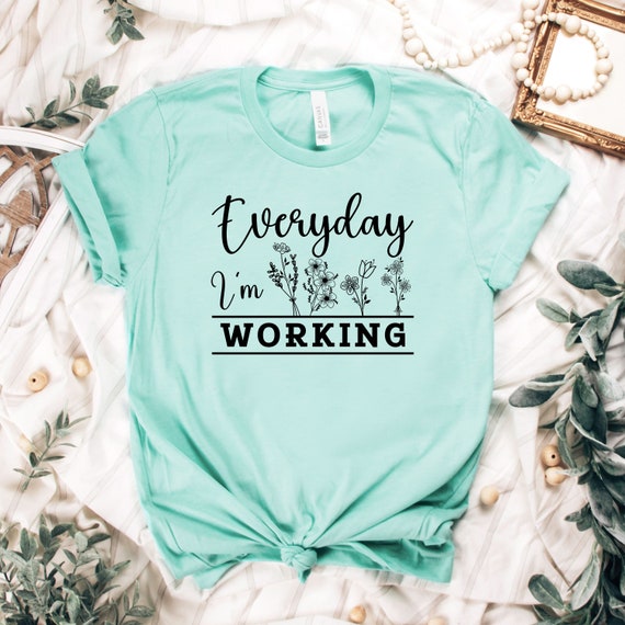 Everyday Working Mom Shirt, Gifts for Busy Working Mom Shirt for