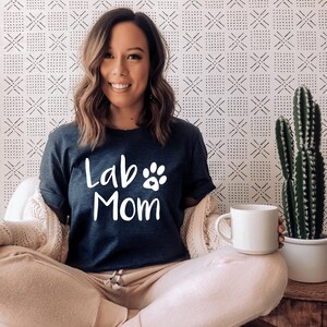 Lab Mom / Shirt / Labrador / Labrador Retriever / Labrador Shirt ...