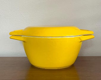 Vintage Copco D1 Denmark 1.25 Qt. Yellow Cast Iron Enamel Dutch Oven