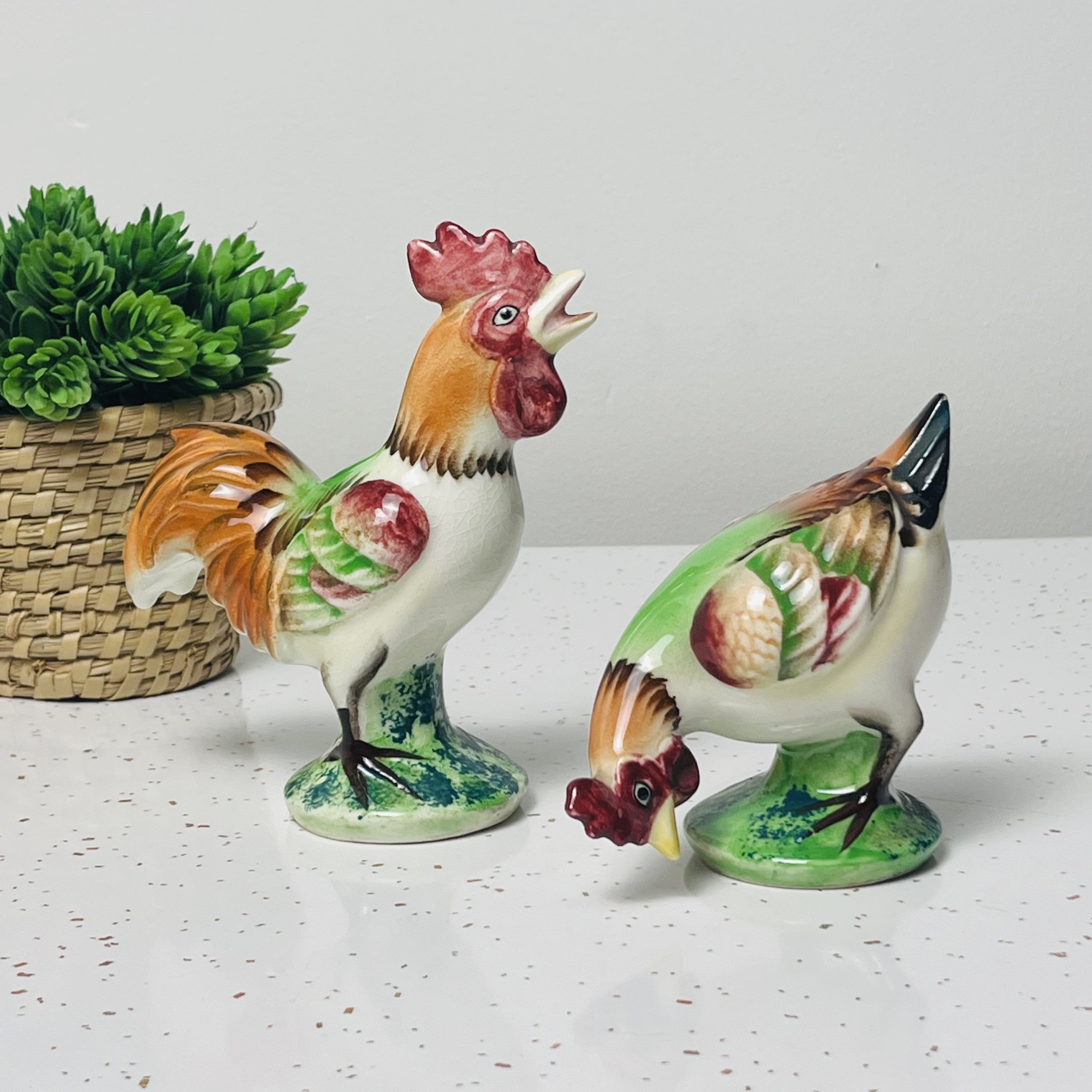 Set of Vintage Chicken Rooster Basket Measuring Cups and Creamer Japan